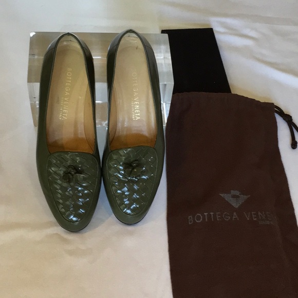 Bottega Veneta Shoes - Bottega Venetta Classis Design Olive Green Shoes